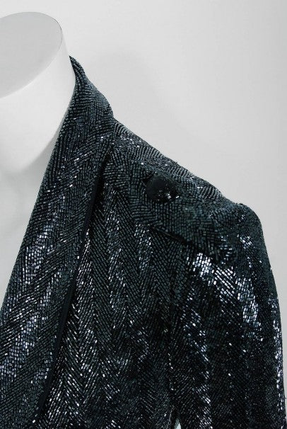 ジャケット BALENCIAGA Embroidered Wool Blazer Cut Away oversized wool blazer in black - Balenciaga | Mytheresa