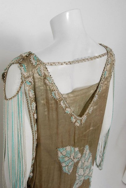 1920’s French Couture Metallic Gold Lamé Beaded Leaf-Motif Trained Evening Dress