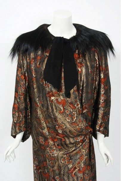 1920&#39;s Trevl Haute-Couture Metallic Feather Print Lamé &amp; Monkey Fur Flapper Coat