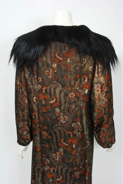 1920&#39;s Trevl Haute-Couture Metallic Feather Print Lamé &amp; Monkey Fur Flapper Coat