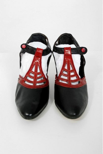 1920&#39;s Spiderweb Cut-Out Novelty Red &amp; Black Leather Deco Flapper Shoes w/ Box