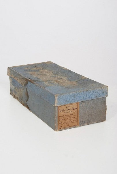 1920&#39;s Spiderweb Cut-Out Novelty Red &amp; Black Leather Deco Flapper Shoes w/ Box