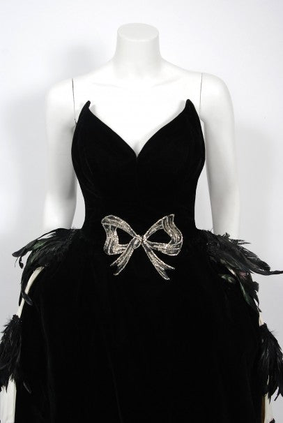 1940&#39;s Brooks Costume Couture Beaded Black Velvet Strapless Corset Bustle Gown