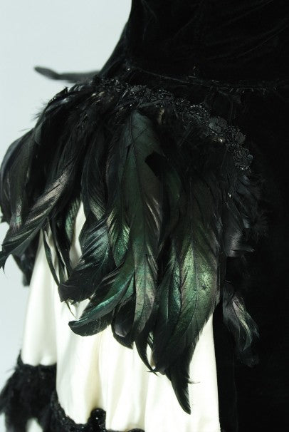 1940&#39;s Brooks Costume Couture Beaded Black Velvet Strapless Corset Bustle Gown