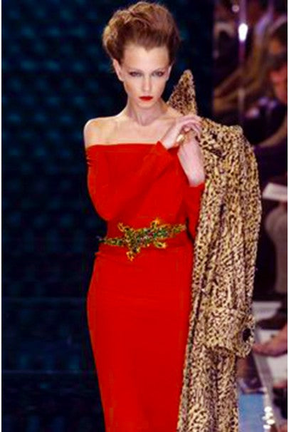 2004 Jean-Louis Scherrer Couture Red Silk Crepe Draped Off-Shoulder Trained Gown