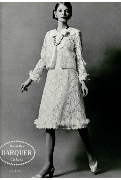 1971 Chanel Haute Couture White Tulip Novelty Lace & Satin Party Dress