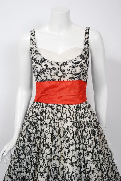 1950&#39;s Will Steinman Embroidered Ivory Chiffon Sweetheart Sash-Bow Dress