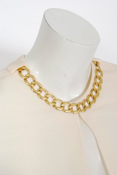 2006 Alexander McQueen White Silk Crepe Chain Plunge High-Slit Hourglass Gown