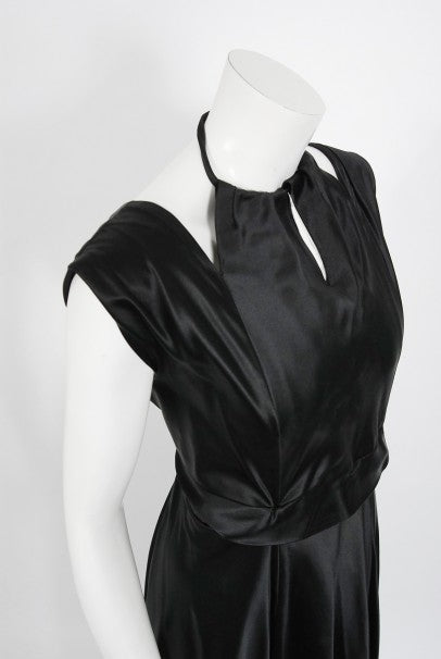 1940&#39;s Marcelle Dormoy French Couture Silk Sculpted Low Back Gown
