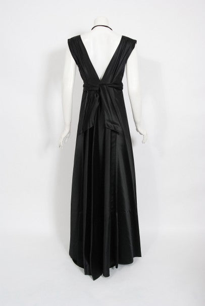 1940&#39;s Marcelle Dormoy French Couture Silk Sculpted Low Back Gown