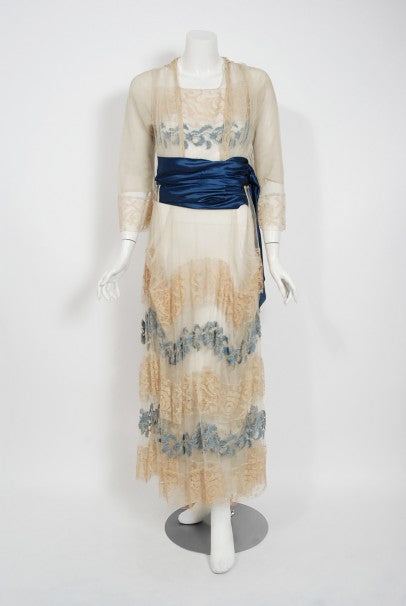 1910's Julius Garfinckel Couture Beige Embroidered Lace Blue Silk Sash Dress