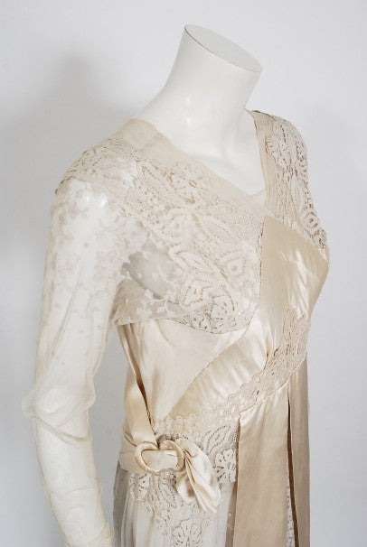 1910&#39;s Edwardian Couture Ivory Mixed Lace Draped Silk Sash Layered Dress