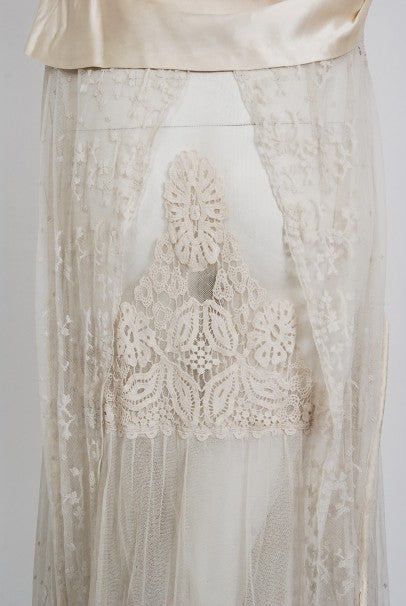 1910&#39;s Edwardian Couture Ivory Mixed Lace Draped Silk Sash Layered Dress