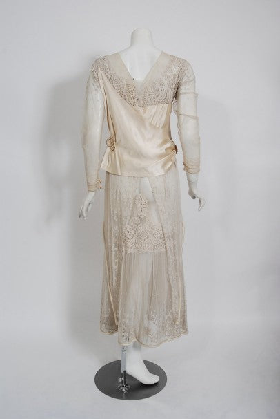 1910&#39;s Edwardian Couture Ivory Mixed Lace Draped Silk Sash Layered Dress