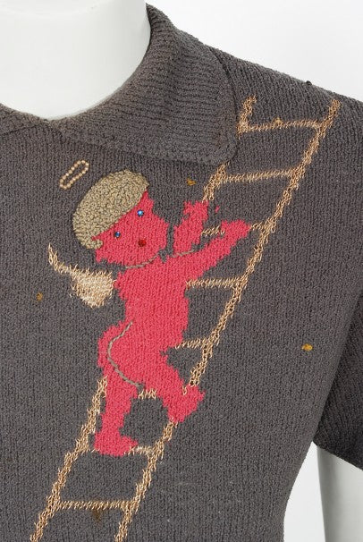 1940&#39;s Mimi Pearce Couture Novelty Climbing Cupids Hand-Knit Belted Skirt Set