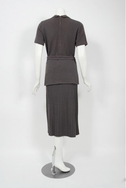 1940&#39;s Mimi Pearce Couture Novelty Climbing Cupids Hand-Knit Belted Skirt Set