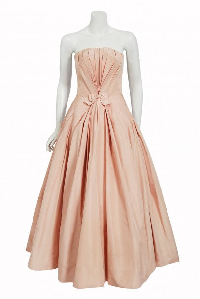 1950&#39;s Mingolini Guggenheim Couture Pink Pleated Silk Strapless Gown
