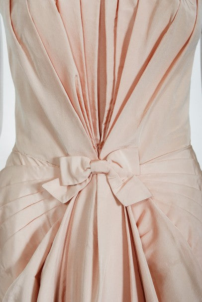1950&#39;s Mingolini Guggenheim Couture Pink Pleated Silk Strapless Gown