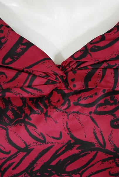 1950&#39;s Worth Couture Magenta Pink Floral Print Silk Shawl-Collar Dress