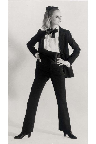 yves saint laurent black cigarette In 1966, introduced Le Smoking, the first tuxedo designed specifically for women. Inspired by traditional men's eveningwear and by women who had embraced androgyny like Marlene Dietrich and 1968 Yves Saint Laurent Le