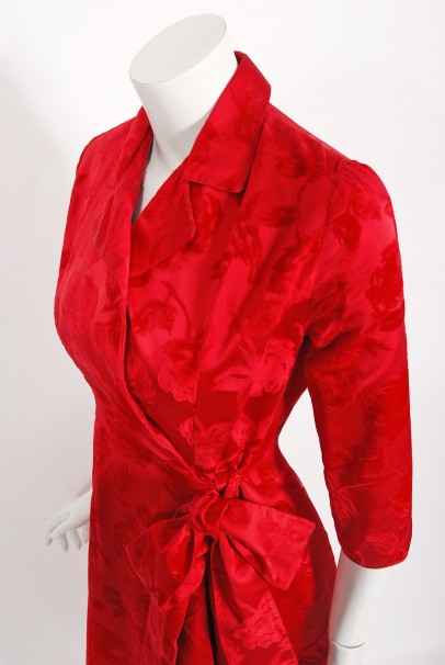 1962 Juel Park of Beverly Hills Red Roses Flocked Satin Dressing Gown