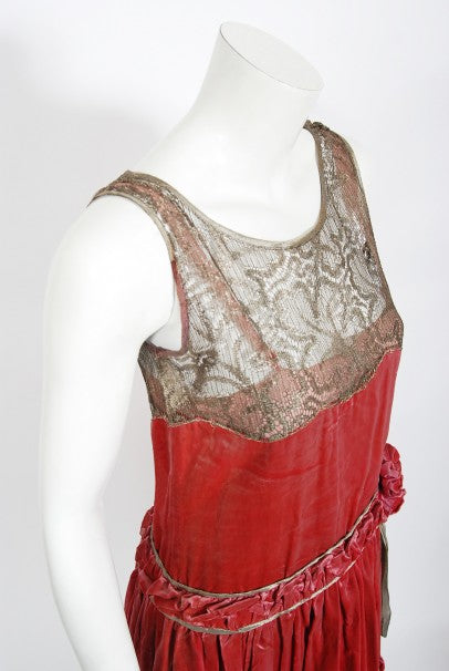 1920&#39;s Bedell Couture Magenta Velvet Metallic-Gold Lace Flapper Dress