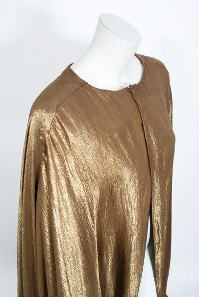 1940&#39;s Paramount Film-Worn Metallic Gold Lamé Full Length Trained Cape