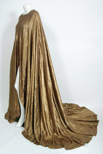 1940&#39;s Paramount Film-Worn Metallic Gold Lamé Full Length Trained Cape