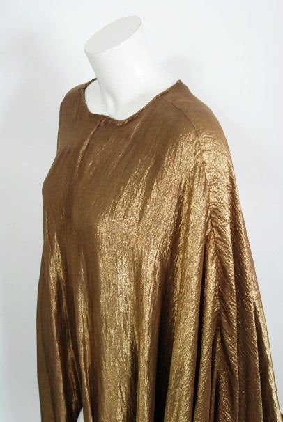 1940&#39;s Paramount Film-Worn Metallic Gold Lamé Full Length Trained Cape