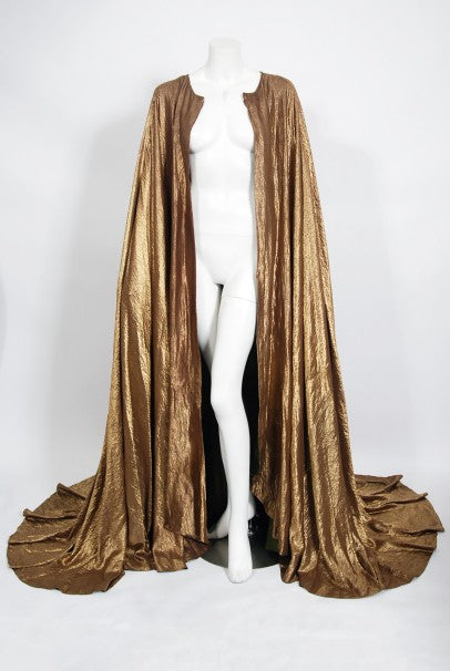 1940&#39;s Paramount Film-Worn Metallic Gold Lamé Full Length Trained Cape