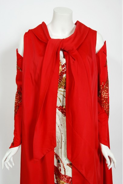 1950&#39;s Documented Beaded Dragon Motif Hourglass Burlesque Gown Gloves Cape Ensemble