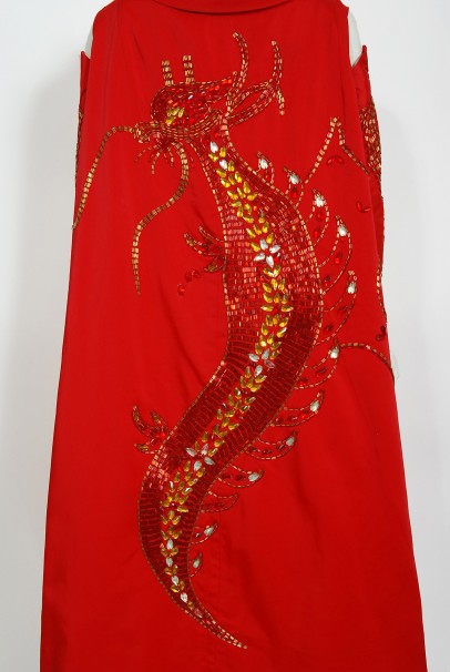 1950&#39;s Documented Beaded Dragon Motif Hourglass Burlesque Gown Gloves Cape Ensemble