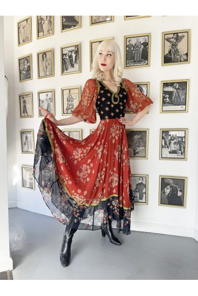1971 Thea Porter Documented Black & Red Floral Print Cotton 'Gipsy' Dr