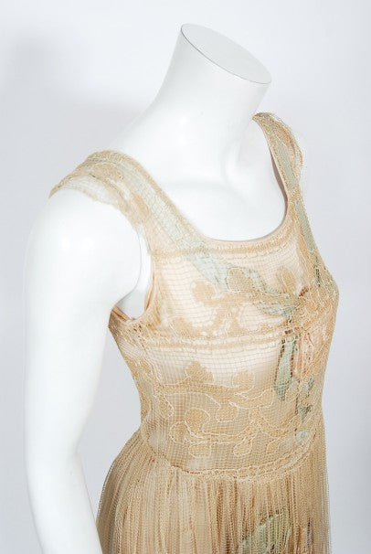 1920&#39;s Martha Weathered Couture Pastel Silk Rosettes Filet Lace Dress