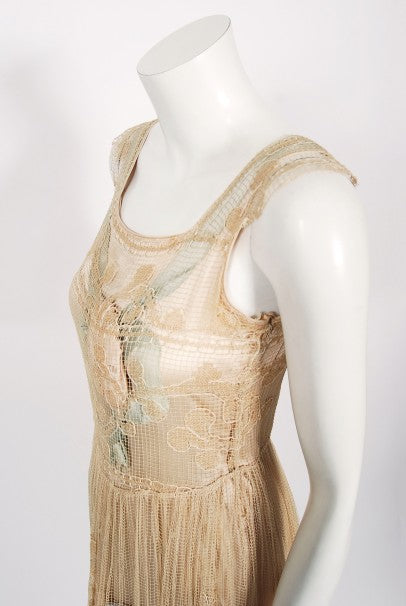 1920&#39;s Martha Weathered Couture Pastel Silk Rosettes Filet Lace Dress