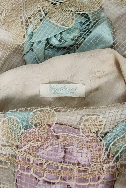 1920&#39;s Martha Weathered Couture Pastel Silk Rosettes Filet Lace Dress