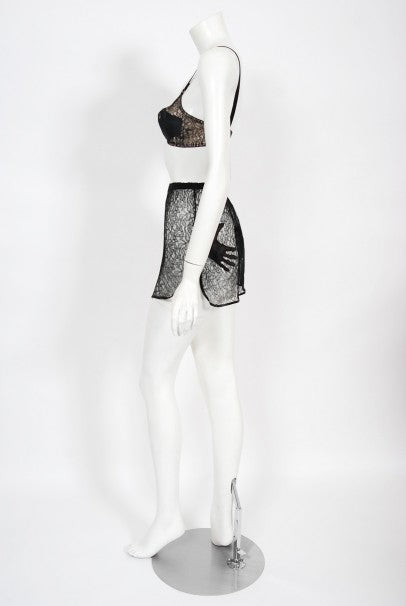 1940&#39;s Schiaparelli Inspired &#39;Hands On&#39; Silk Appliqué Lace Bra &amp; Tap Pants