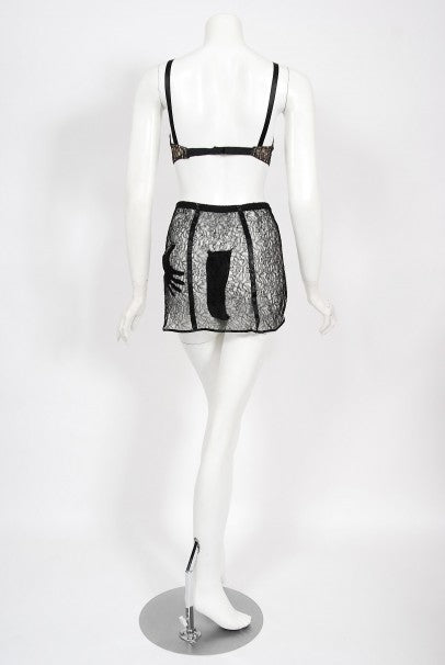 1940&#39;s Schiaparelli Inspired &#39;Hands On&#39; Silk Appliqué Lace Bra &amp; Tap Pants