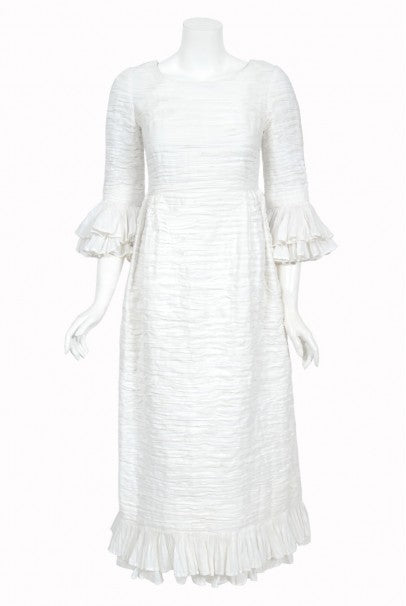 1960&#39;s Sybil Connolly Couture Pleated White Linen Bell-Sleeve Dress