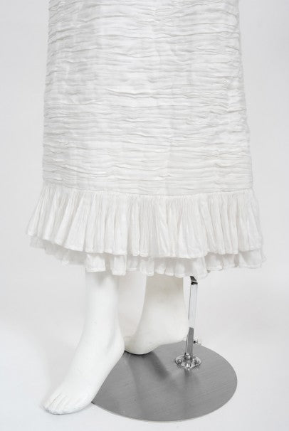 1960&#39;s Sybil Connolly Couture Pleated White Linen Bell-Sleeve Dress