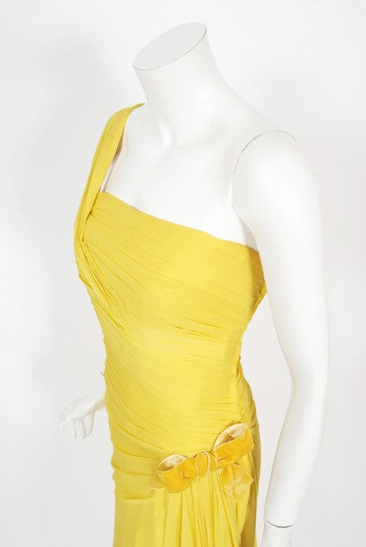 1950&#39;s Philip Hulitar Yellow Pleated Silk Chiffon Draped Hourglass Dress
