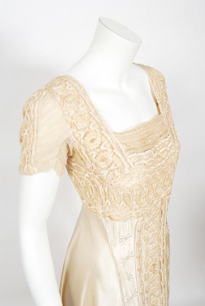 1910&#39;s Ivory Candlelight Embroidered Net-Lace &amp; Silk Satin Trained Bridal Gown
