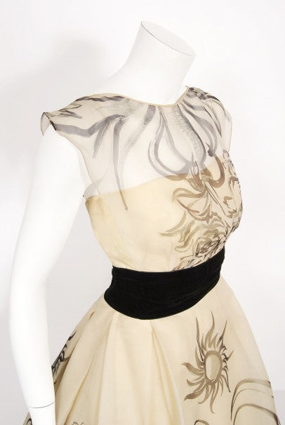 1950&#39;s Hattie Carnegie Couture Whimsical Hand Painted Cream Silk Gown