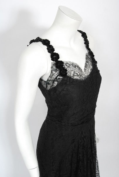 1930&#39;s Bonwit Teller Couture Scalloped Lace Appliqué Bias-Cut Gown