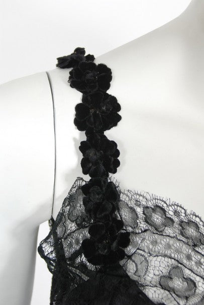 1930's Bonwit Teller Couture Scalloped Lace Appliqué Bias-Cut Gown -  Timeless Vixen