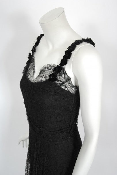 1930&#39;s Bonwit Teller Couture Scalloped Lace Appliqué Bias-Cut Gown