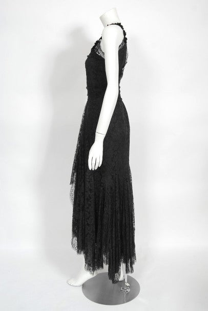 1930&#39;s Bonwit Teller Couture Scalloped Lace Appliqué Bias-Cut Gown