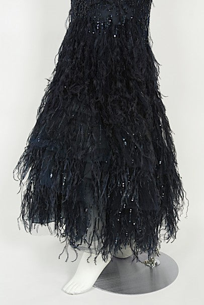 2005 Oscar de la Renta Navy Beaded Sheer-Tulle Hourglass Feather Mermaid Gown