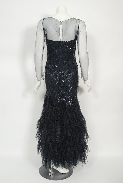 2005 Oscar de la Renta Navy Beaded Sheer-Tulle Hourglass Feather Mermaid Gown