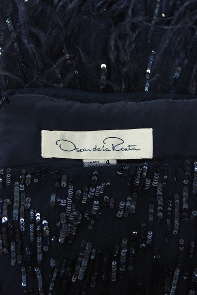 2005 Oscar de la Renta Navy Beaded Sheer-Tulle Hourglass Feather Mermaid Gown